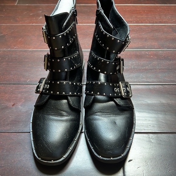 Black Leather 3 buckle boots from ASOS - Picture 2 of 5